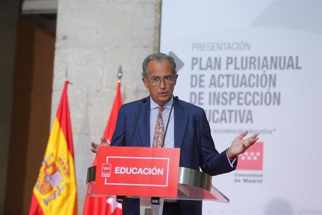 Archivo - El consejero de Educación, Universidades y Ciencia y portavoz de la Comunidad de Madrid, Enrique Ossorio.