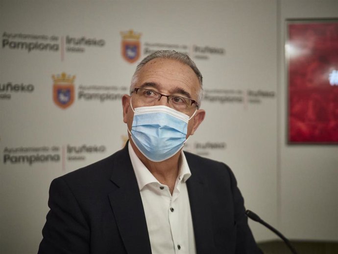 Archivo - El alcalde de Pamplona, Enrique Maya.