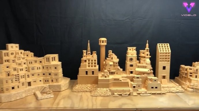 Construyen una enorme escultura con 425.000 palillos