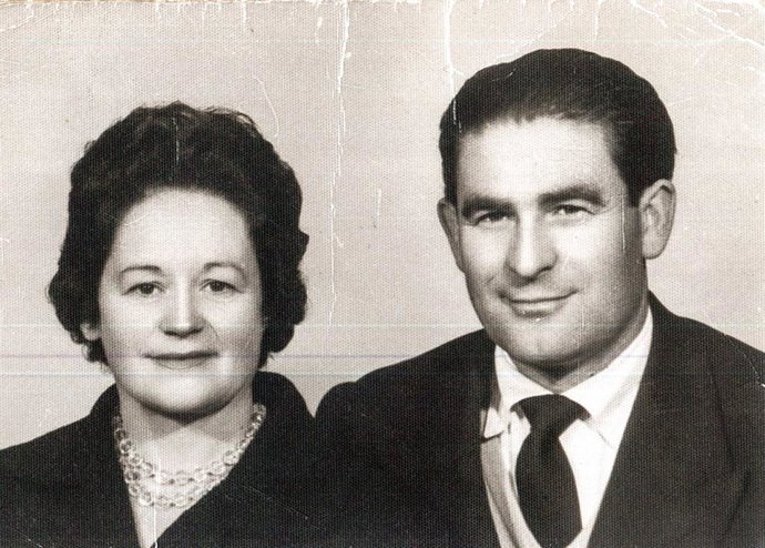 Víctor Rodríguez y su mujer.