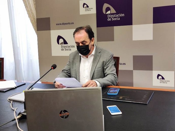 El Presidente De La Diputación De Soria Tras La Junta De Gobierno .