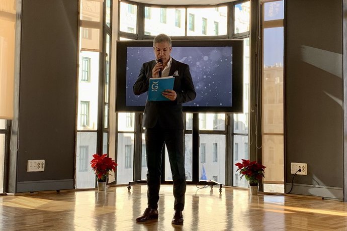 El presidente de la Asociación Nacional de Vendedores de Vehículos (Ganvam), Raúl Palacios, en el encuentro con la prensa