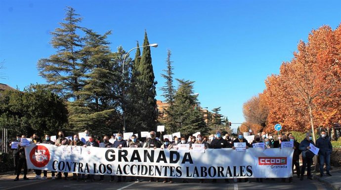 Concentración por la 12 muerte laboral en la provincia de Granada en 2021