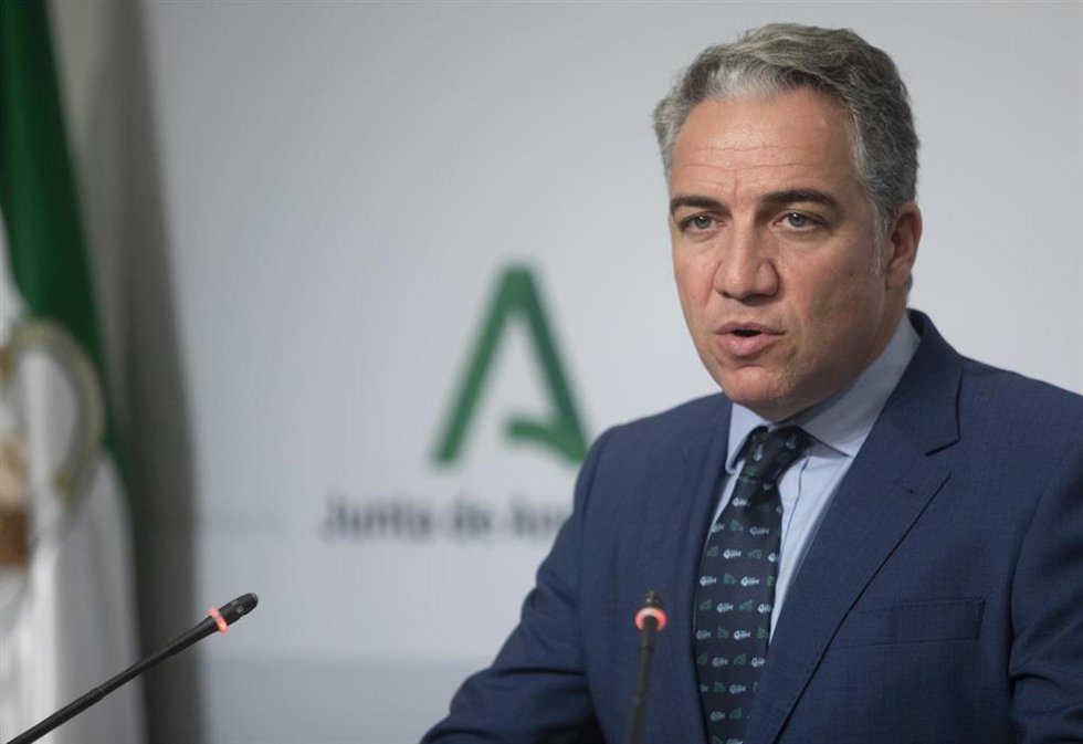 El consejero de Presidencia, y portavoz del Gobierno Andaluz, Elías Bendodo, durante su comparecencia en la rueda de prensa posterior a la reunión del Consejo de Gobierno de la Junta de Andalucía. A 14 de diciembre de 2021, en Sevilla (Andalucía, España