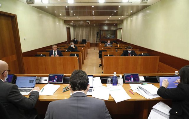 Comisión de presupuestos de C-LM.