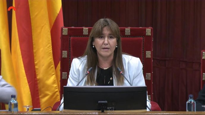 La presidenta del Parlament, Laura Borrs, en el pleno del 14 de diciembre.