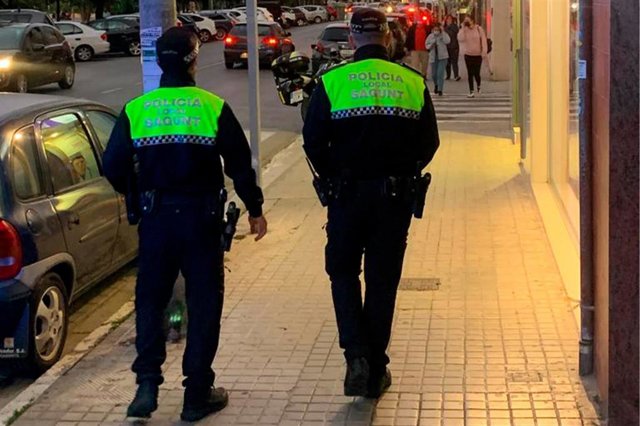 Detenido Un Hombre Tras Zarandear Y Agarrar Del Cuello A Una Mujer En 