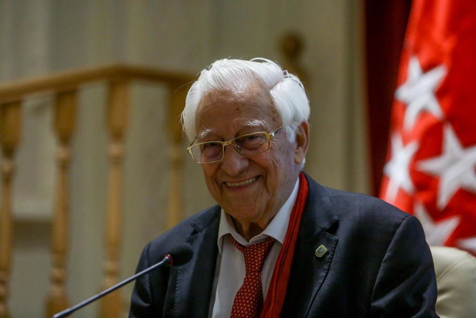 Archivo - El Padre Ángel García, fundador de Mensajeros de la Paz.