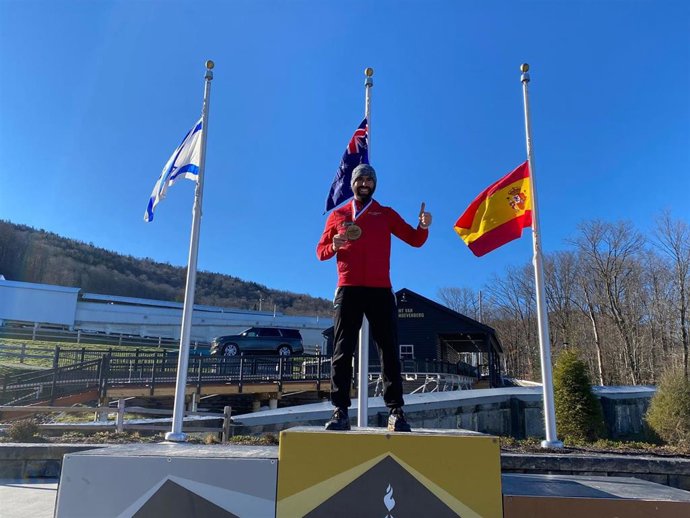 El piloto de skeleton español Ander Mirambell