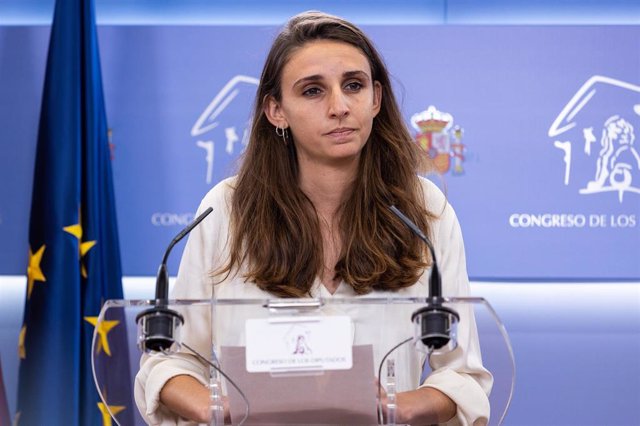 Archivo - La diputada de Unidas Podemos en el Congreso, Lucía Muñoz. 