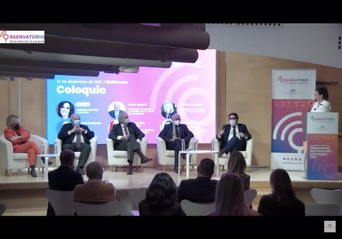 Mesa redonda sobre la situación actual de la atención a la cronicidad en España