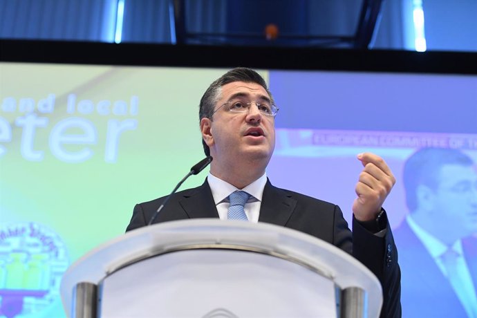 Archivo - El presidente del Comité Europeo de las Regiones, ?Apostolos Tzitzikostas, interviene en la 146 sesión plenaria del Comité Europeo de las Regiones, a 12 de octubre en Bruselas (Bélgica).