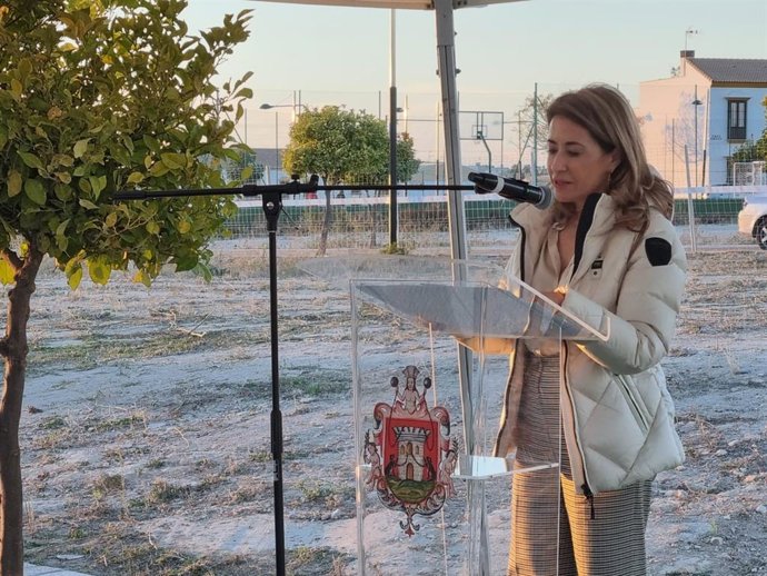 La ministra de Transportes, Movilidad y Agenda Urbana (Mitma), Raquel Sánchez, en un acto en Osuna
