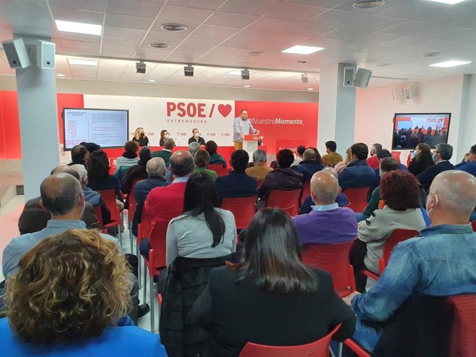 Antonio Rodríguez Osuna, reelegido secretario general de la agrupación municipal del PSOE de Mérida