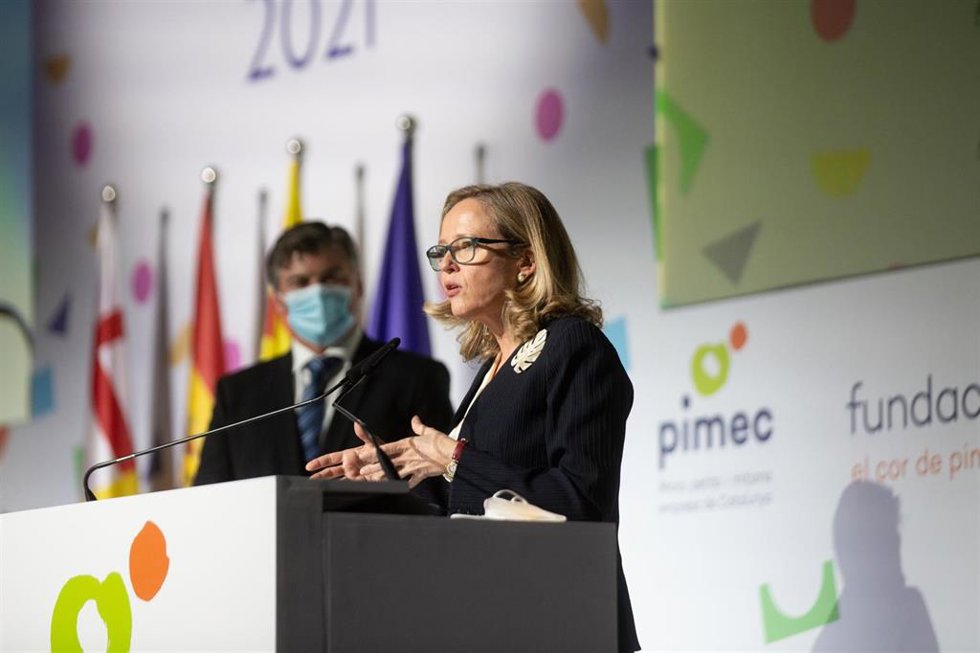 La vicepresidenta primera del Gobierno y ministra de Asuntos Económicos y para la Transformación Digital, Nadia Calviño, en los Premis Pimes 2021 de Pimec