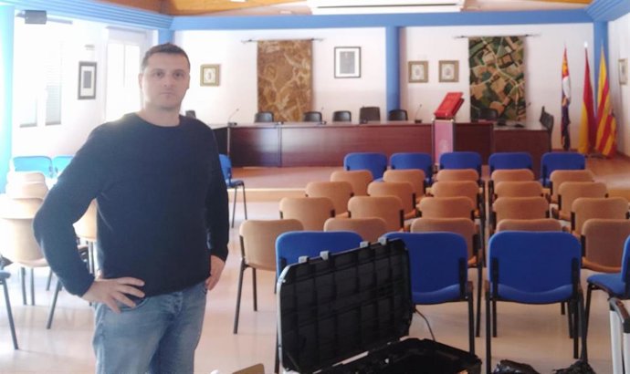 El concejal de Comunicación, Información, Transparencia y Nuevas Tecnologías del Ayuntamiento de La Puebla de Alfindén, Iván Vera.