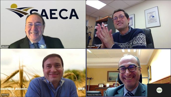 Pablo Pombo, presidente  de  SAECA; Jaime Haddad, Director de SAECA; Antonio Frías, Jefe de  Área  de  Operaciones  y  Comercial de SAECA, y Francisco José Vilches, Director de Área de Negocio Agro de Unicaja Banco.