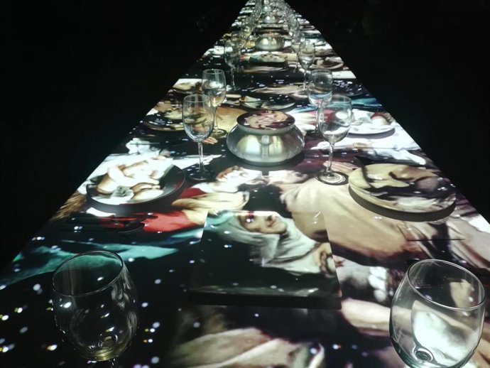 Imagen del 'Gastro-poema de Navidad' en el refrectorio del Espacio Santa Clara.