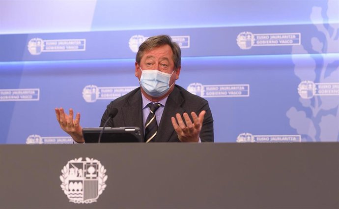 Archivo - El portavoz del Gobierno Vasco, Bingen Zupiria, en rueda de prensa