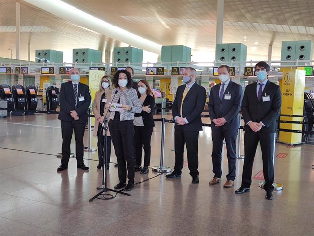 La directora del Aeropuerto de Barcelona, Sonia Corrochano, en la presentación de una prueba piloto con reconocimiento facial