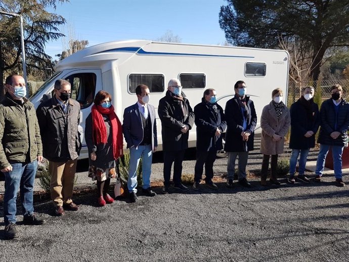 El presidente de la Diputación de Ciudad Real, José Manuel Caballero, en la inauguración del área de autocaravanas de Puertollano
