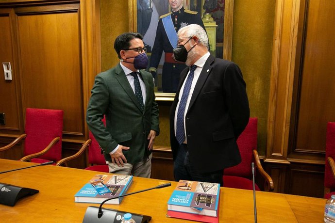 Presentación del primer tomo de 'Historia de Almería', del IEA.