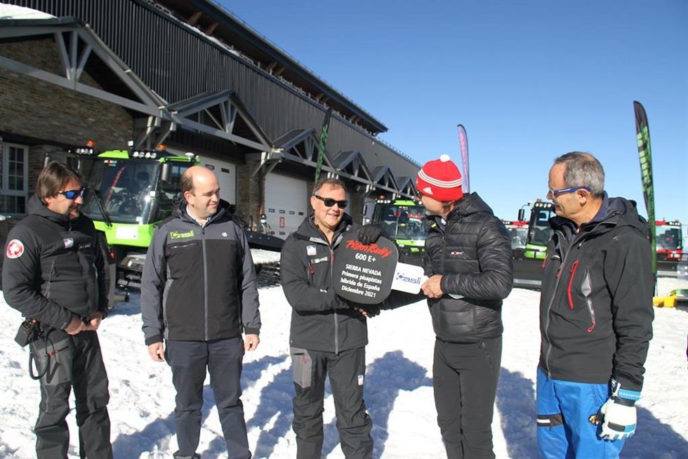 Presentación de las pisapistas híbridas que incorpora Sierra Nevada
