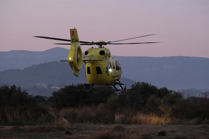 Arxiu - Un helicpter trasllada un dels ferits de bala del tiroteig de Tarragona