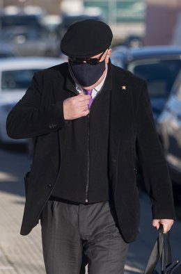 El comisario jubilado José Manuel Villarejo a su llegada al primer juicio de la macrocausa 'Tándem'.