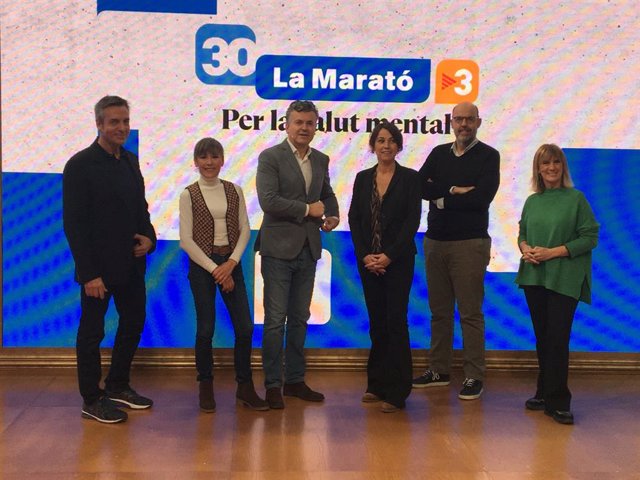Els presentadors Ramon Pellicer, Mari Pau Huguet, Ramon Gener, Lídia Heredia, Jordi Basté i Gemma Nierga