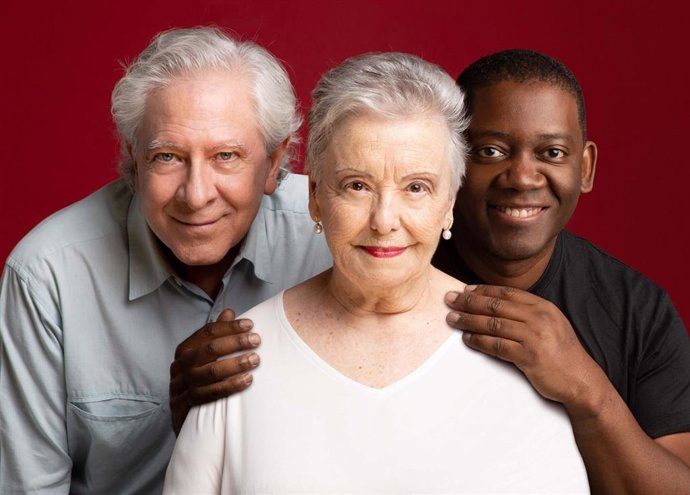 Archivo - Imagen promocional de 'El Abrazo'.