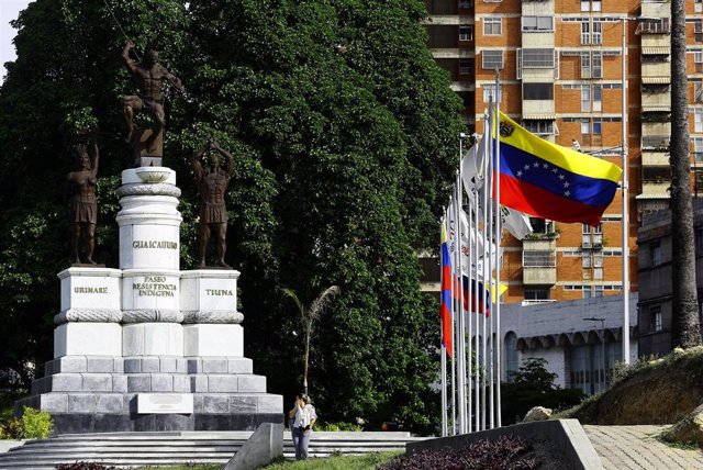 Archivo - Banderas de Venezuela en Caracas