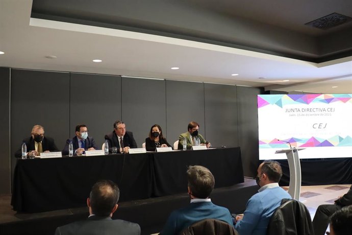 Reunión de la junta directiva de la CEJ.