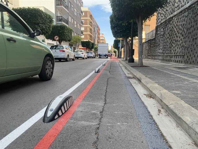 EL AYUNTAMIENTO DE PATERNA CREA UN NUEVO TRAMO DE CARRIL BICI Y PATINETE DE 970 METROS