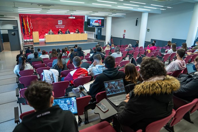 La UR saca a la luz a las personas o colectivos 'invisibilizados' en las II Jornadas de Historia de la Intolerancia