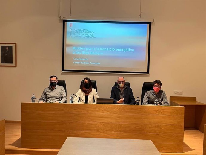 El director general de Energía y Cambio Climático, Pep Malagrava, en Formentera.