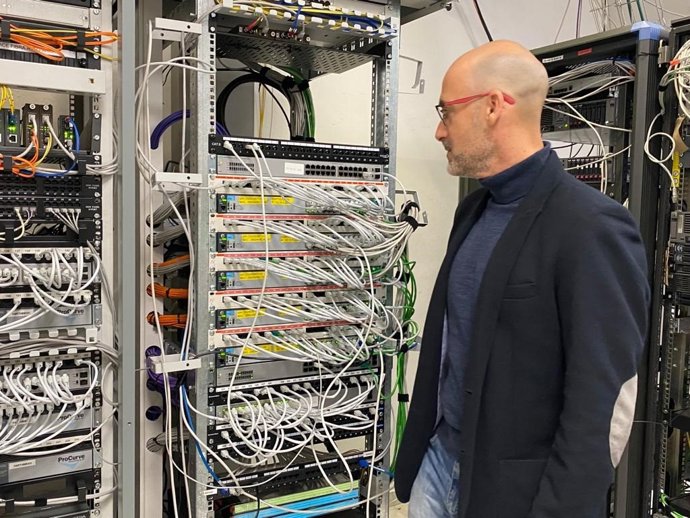 El delegado municipal de Modernización Administrativa, Pablo Chain, ha destacado la necesidad de las acciones de modernización digital para la mejora de la prestación de servicios.