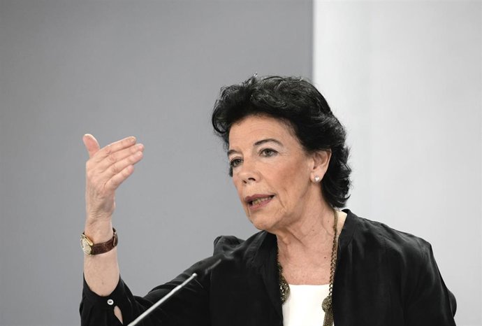 Archivo - La ministra de Educación y Formación Profesional, Isabel Celaá.