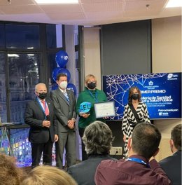 La Generalitat Valenciana ha recibido el premio Logística Sanitaria 2021 otorgado por el Centro Español de Logística (CEL) por la gestión  del material frente a la covid-19 del almacén de Feria Valencia.