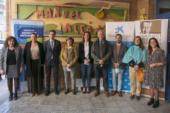 Presentación de la VI edición de 'Literatura en las aulas: Escuela de articulismo' de Fundación Manuel Alcántara y Fundación "la Caixa"