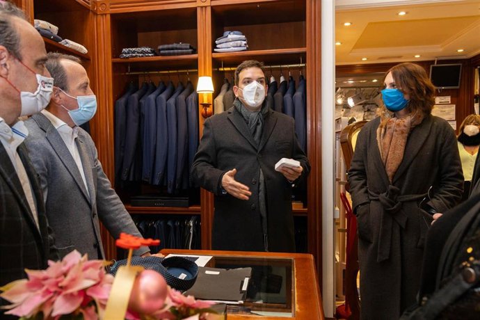 Presentación del proyecto piloto de los medidores de CO2 en comercio de Zaragoza.