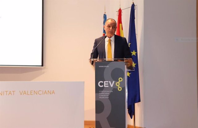 El presidente de la CEV, Salvador Navarro.