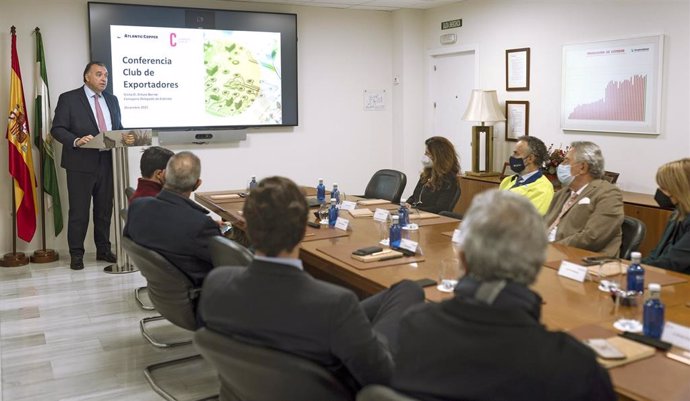 Desayuno-conferencia organizado por Club de Exportadores de la Cámara de Comercio de Huelva