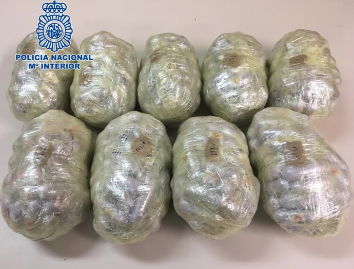 Cuatro detenidos, dos de ellos menores, presuntos implicados en Melilla en la aprehensión de 7.000 gramos de hachís