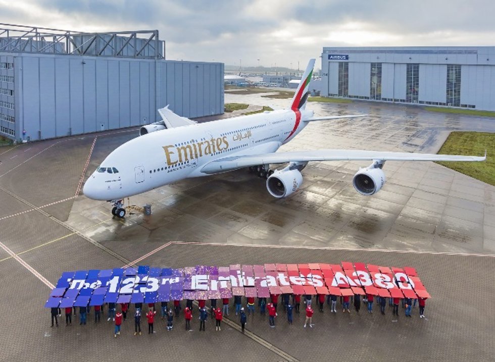 Emirates completa su flota de A380 con el 123 avión, tras el primer pedido de hace 21 años.
