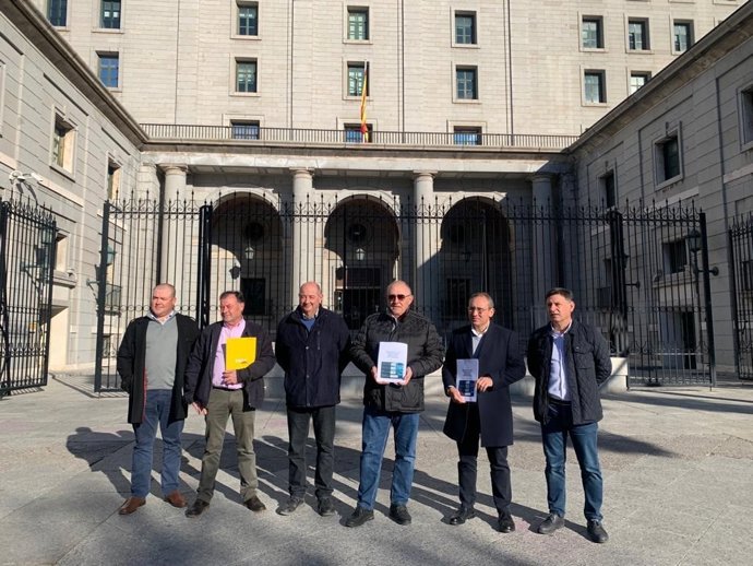 Organizaciones agrarias presentan alegaciones a la planificación hidrológica