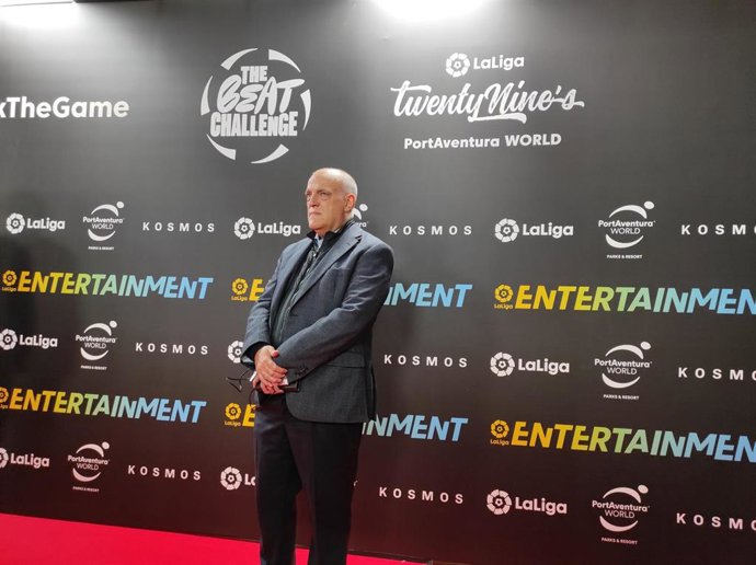 El presidente de LaLiga, Javier Tebas, en la inauguración de LaLiga TwentyNine's y el lanzamiento del videojuego The Beat Challenge en PortAventura en Salou (Tarragona).