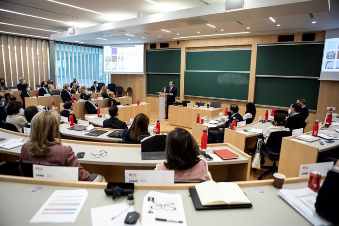 El ministro de Asuntos Exteriores, Unión Europea y Cooperación, José Manuel Albares, durante su intervención.
