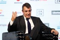 Javier Guillén: "Es una Vuelta divertida y que va de menos a más"