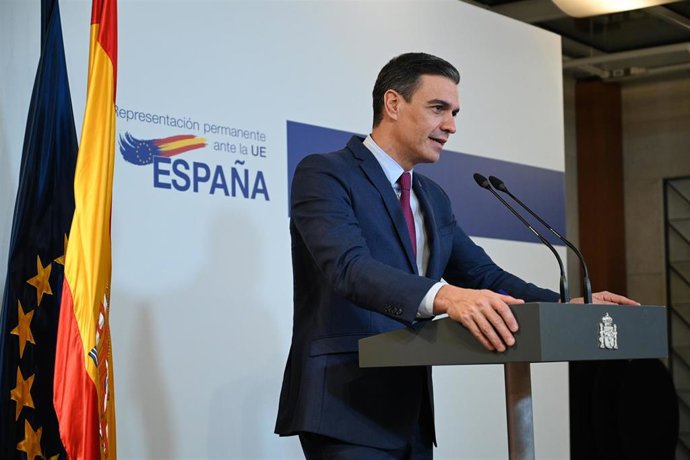 El presidente del Gobierno, Pedro Sánchez, en rueda de prensa en Bruselas